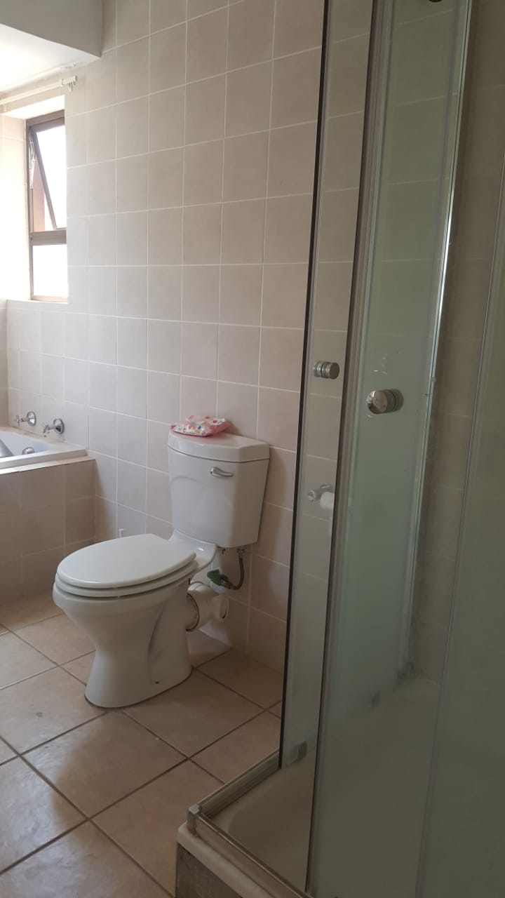 2 Bedroom Property for Sale in Langenhovenpark Free State